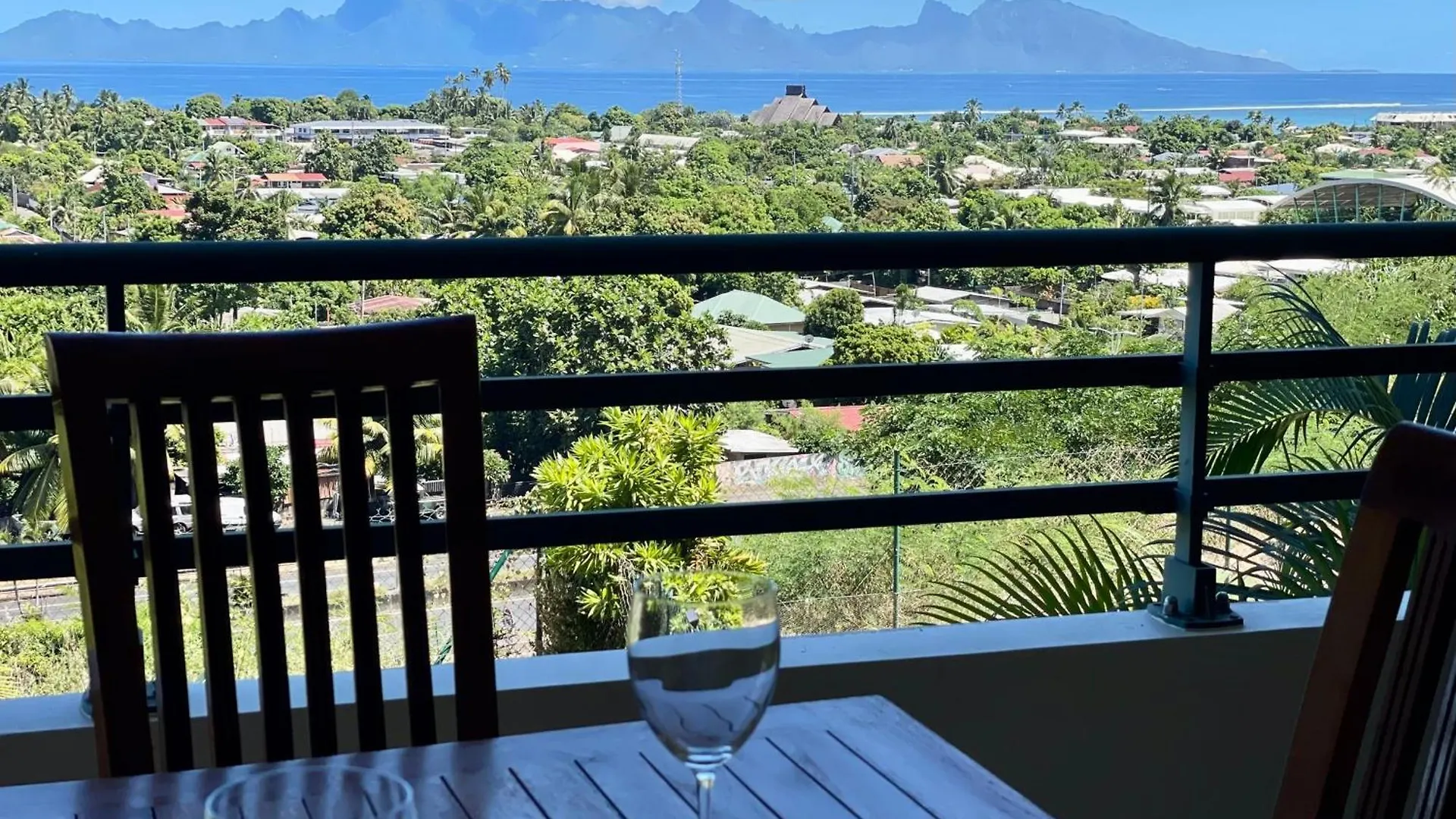 Studio Heitea - Ocean View - Pool - Wi-Fi Punaauia  French Polynesia